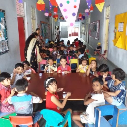 Children having lunch together